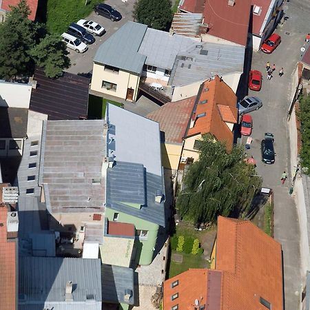 Penzion U Vinoteky نيمبورك المظهر الخارجي الصورة