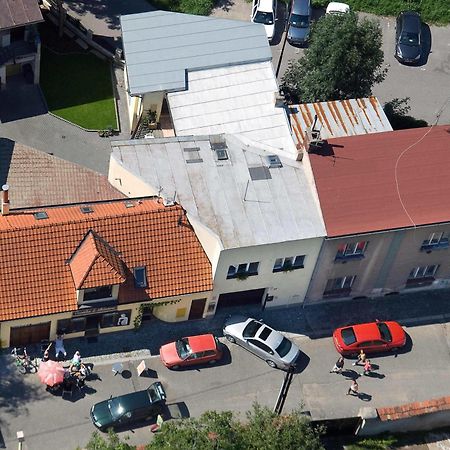 Penzion U Vinoteky نيمبورك المظهر الخارجي الصورة